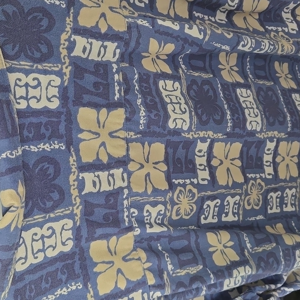 Island Republic Blue and Cream Men's Shirt - Picture 8 of 9